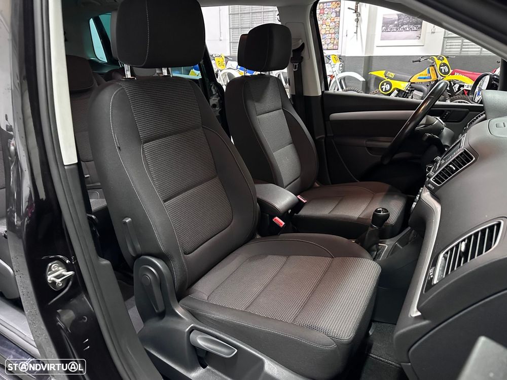VW Sharan 2.0 TDI Blue Confortline - 21