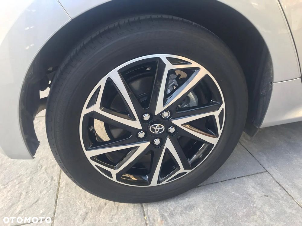 Toyota Yaris Hybrid 1.5 Executive - 30