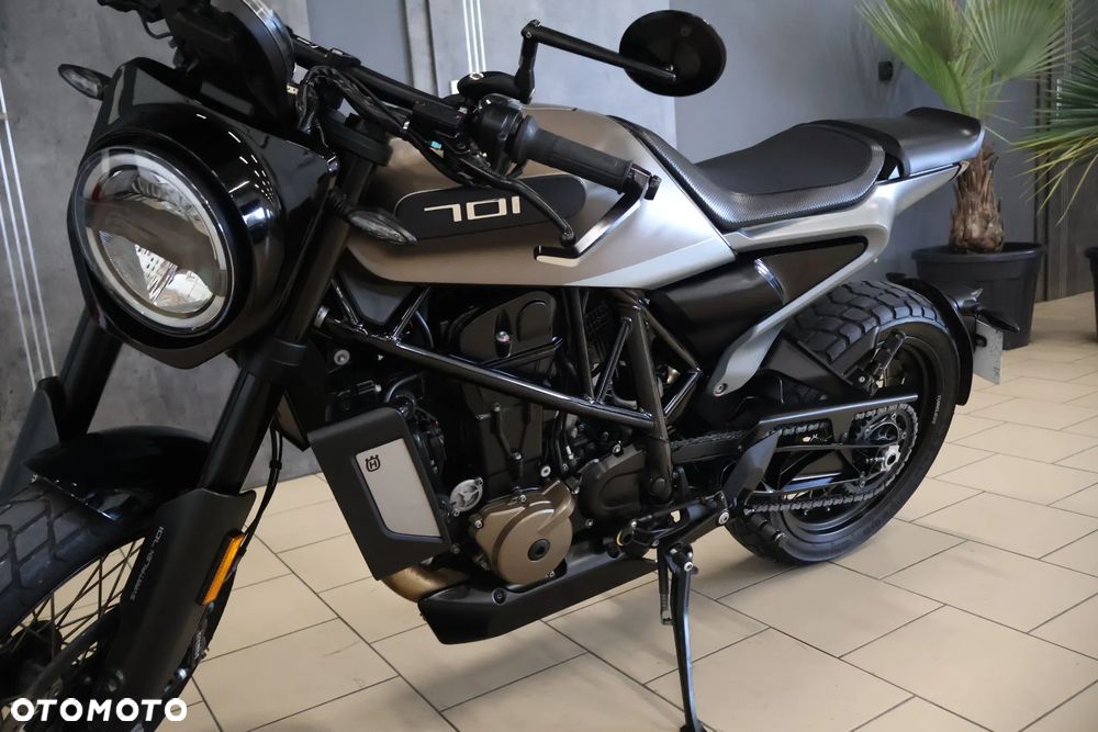 Husqvarna Svartpilen - 27