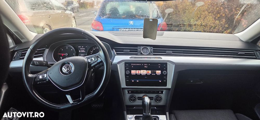 Volkswagen Passat 2.0 TDI DSG R Executive - 4