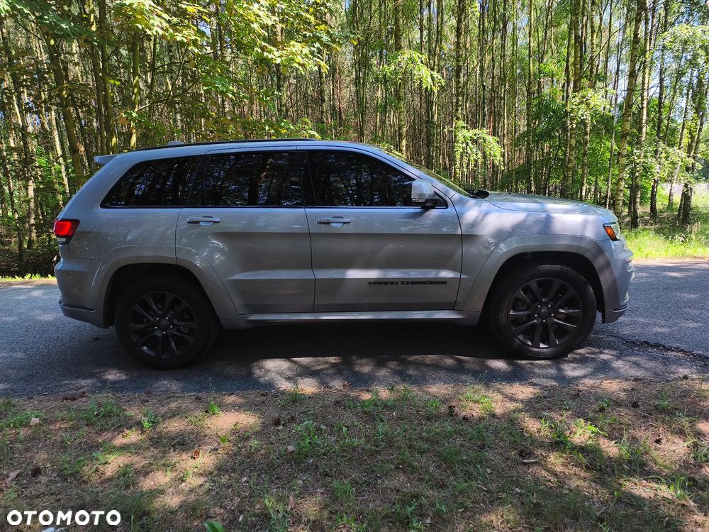 Jeep Grand Cherokee 5.7 V8 Overland Summit - 6