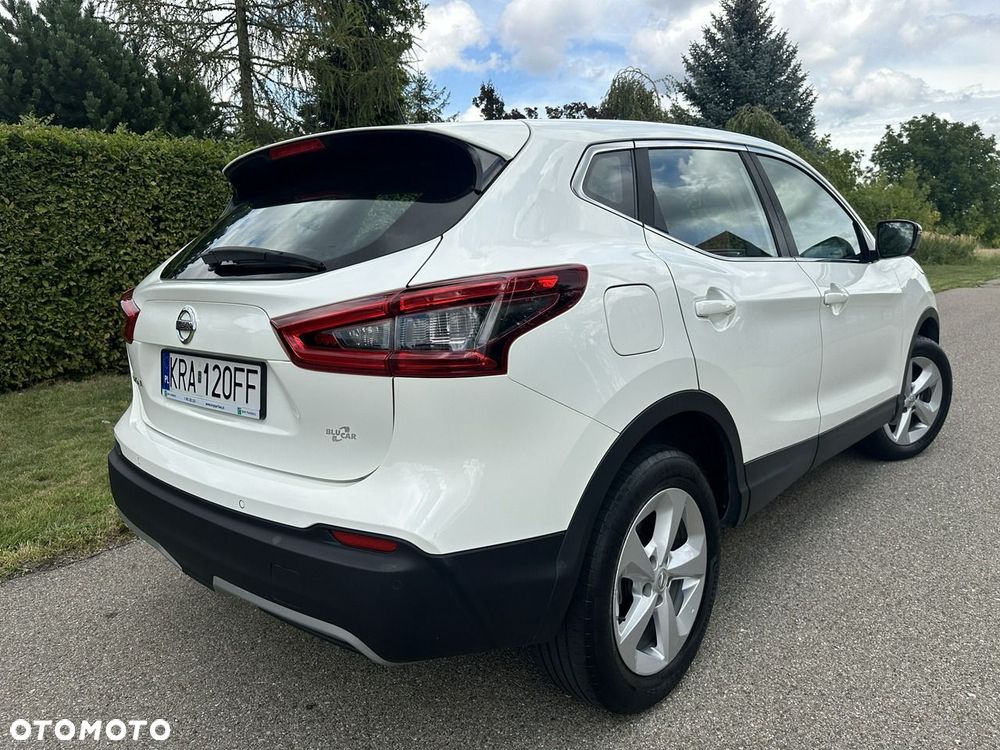 Nissan Qashqai - 25