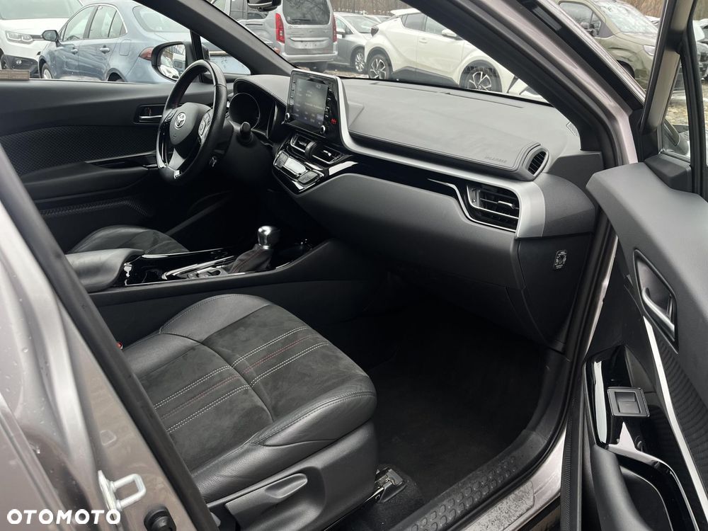 Toyota C-HR 1.8 Hybrid GPF GR Sport - 23