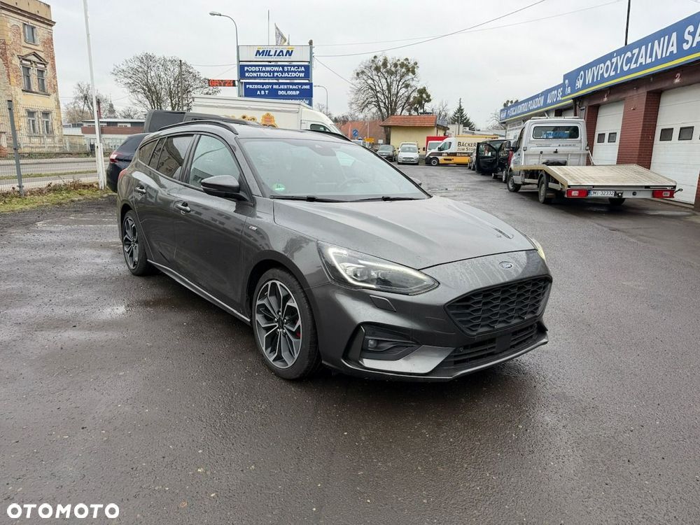 Ford Focus - 4