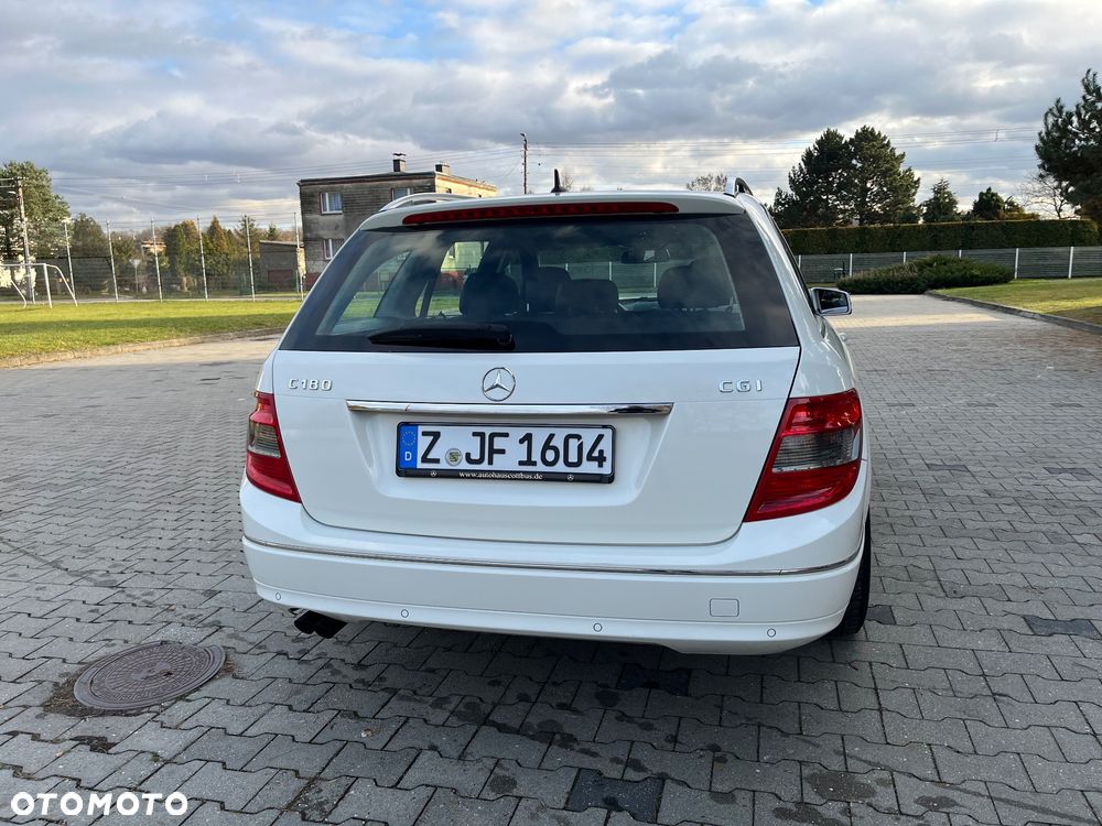 Mercedes-Benz Klasa C 180 T BlueEFFICIENCY 7G-TRONIC Avantgarde - 20