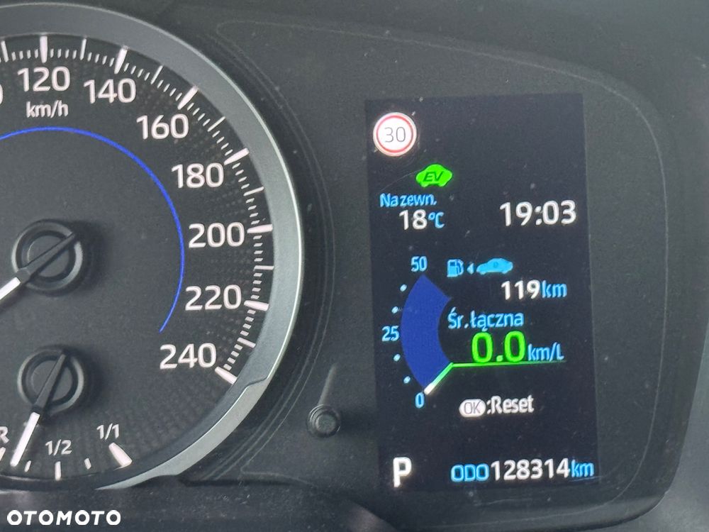 Toyota Corolla 1.8 Hybrid Comfort - 20