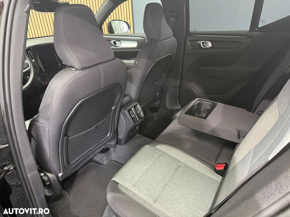 Volvo XC 40 B3 B DKG Core - 19