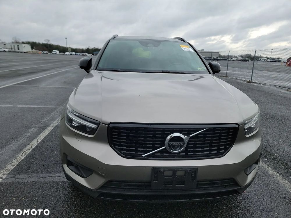 Volvo XC 40 T5 AWD Geartronic R-Design