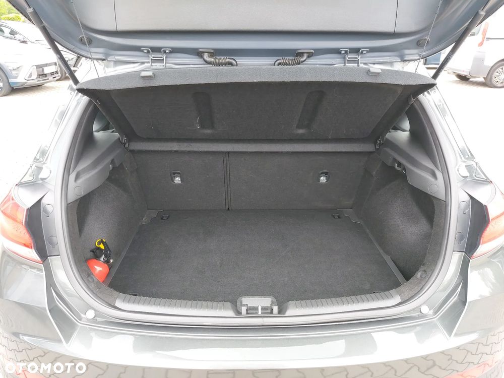 Hyundai i30 1.0 T-GDI Modern DCT - 17