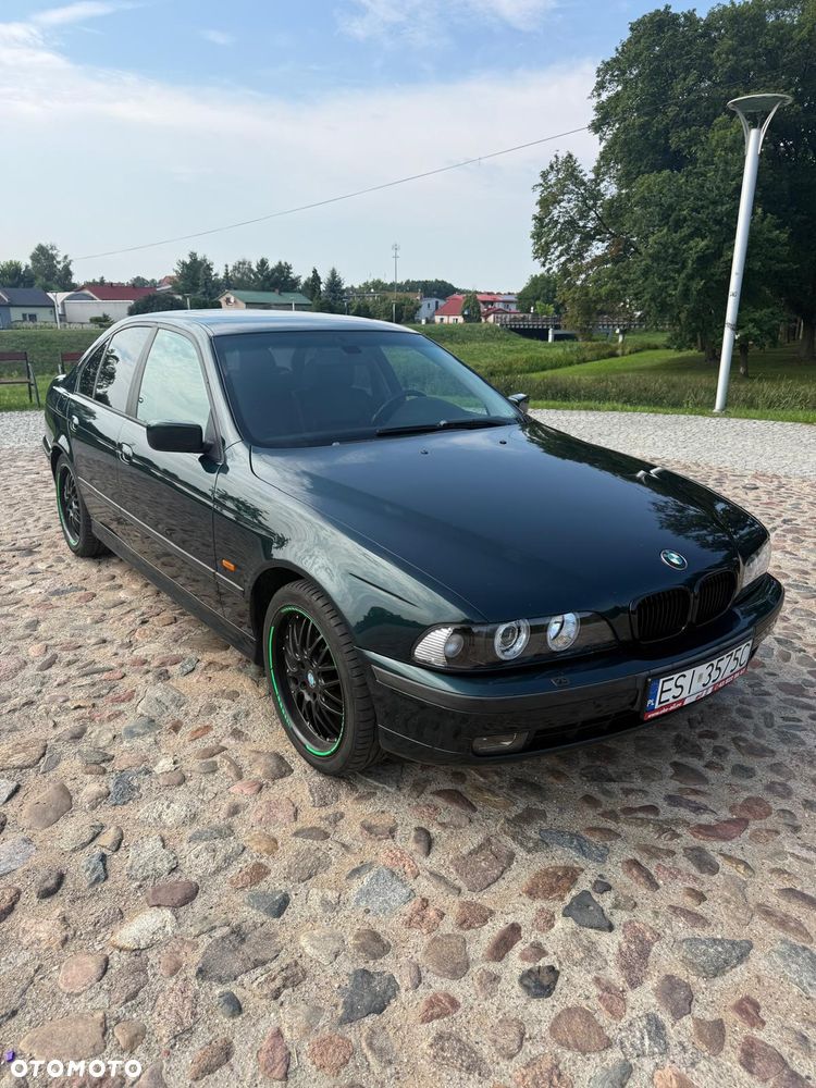 BMW Seria 5 528i - 1