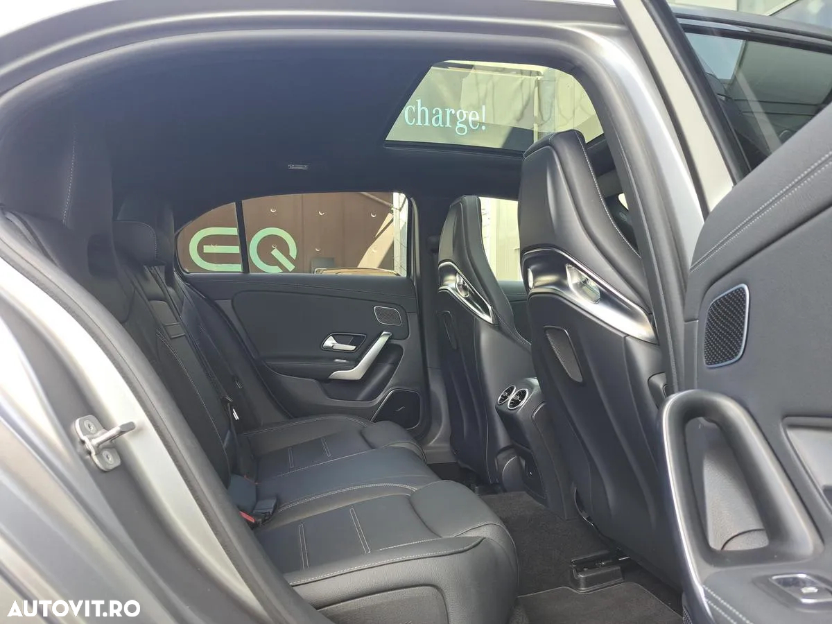 Mercedes-Benz A AMG 35 4MATIC MHEV 8G-DCT - 16
