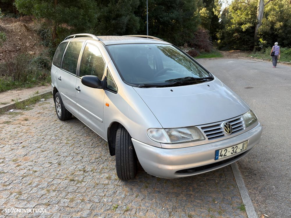 VW Sharan 1.9 TDi Trendline 7L - 4