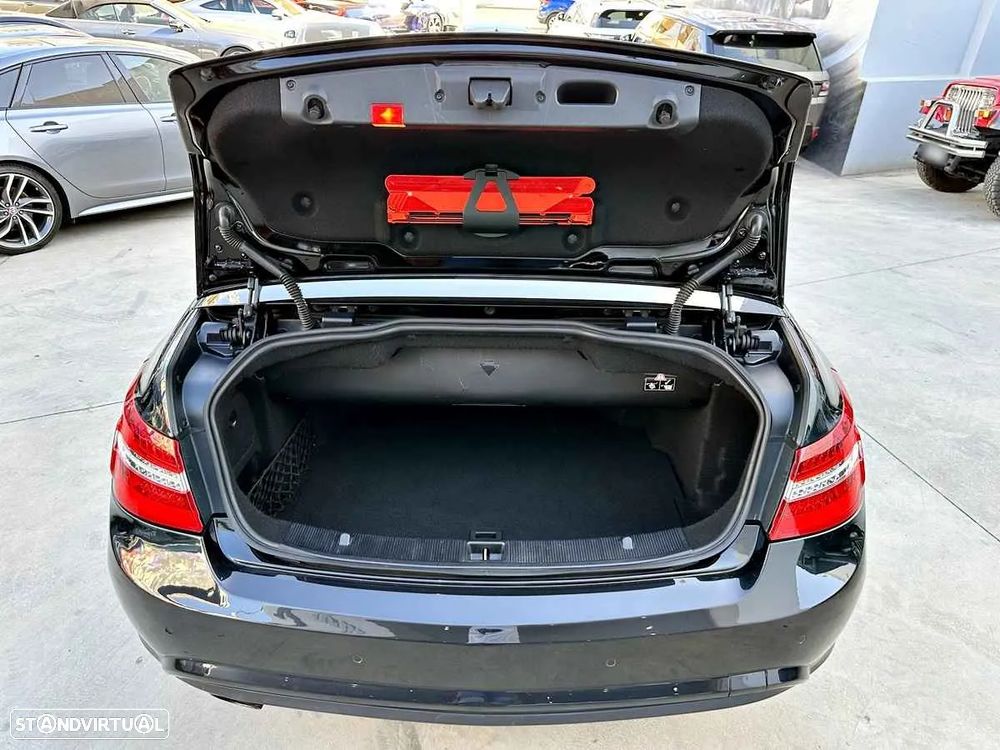 Mercedes-Benz E 200 CGi Avantgarde BlueEfficiency - 30