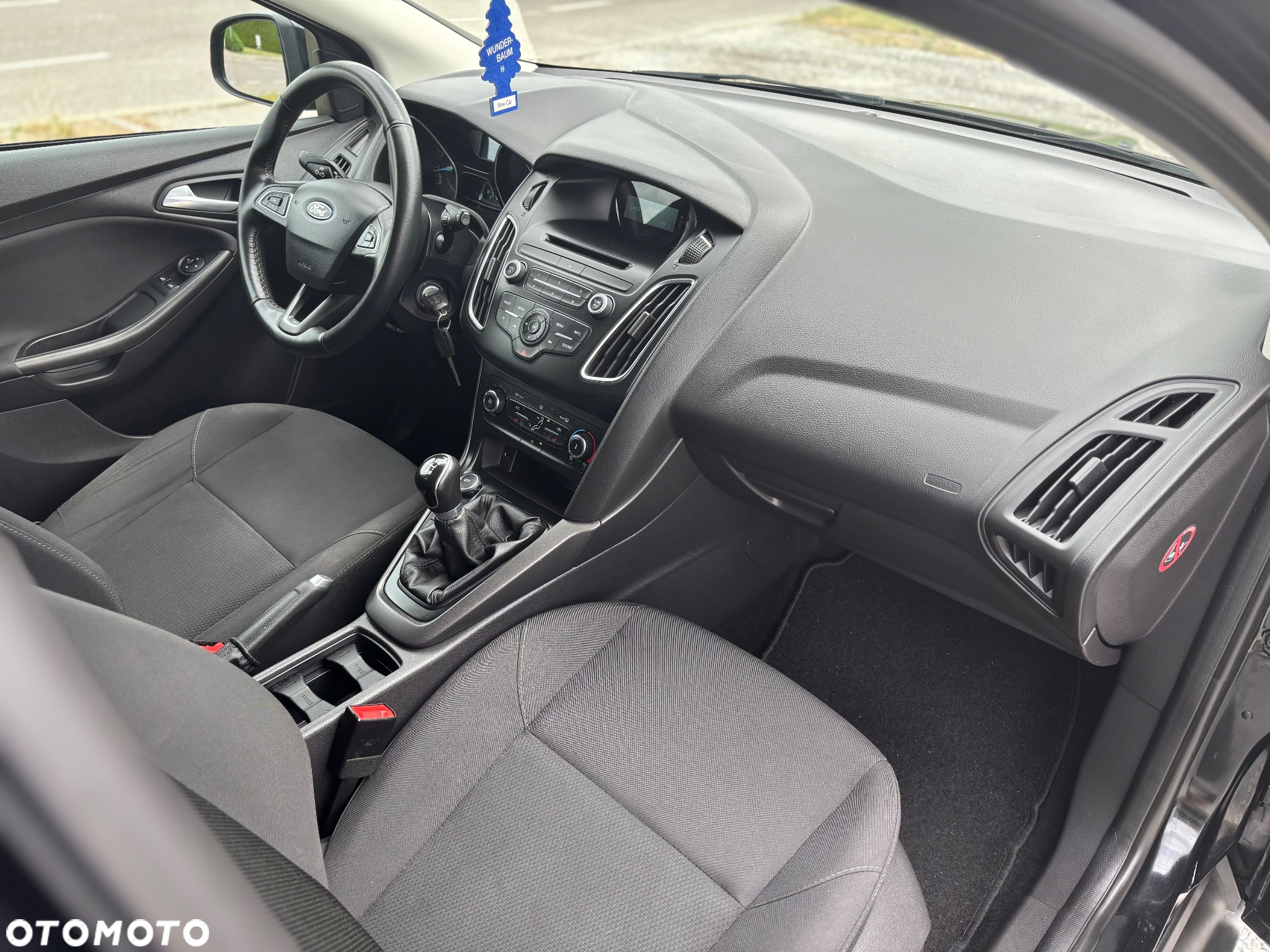 Ford Focus - 10