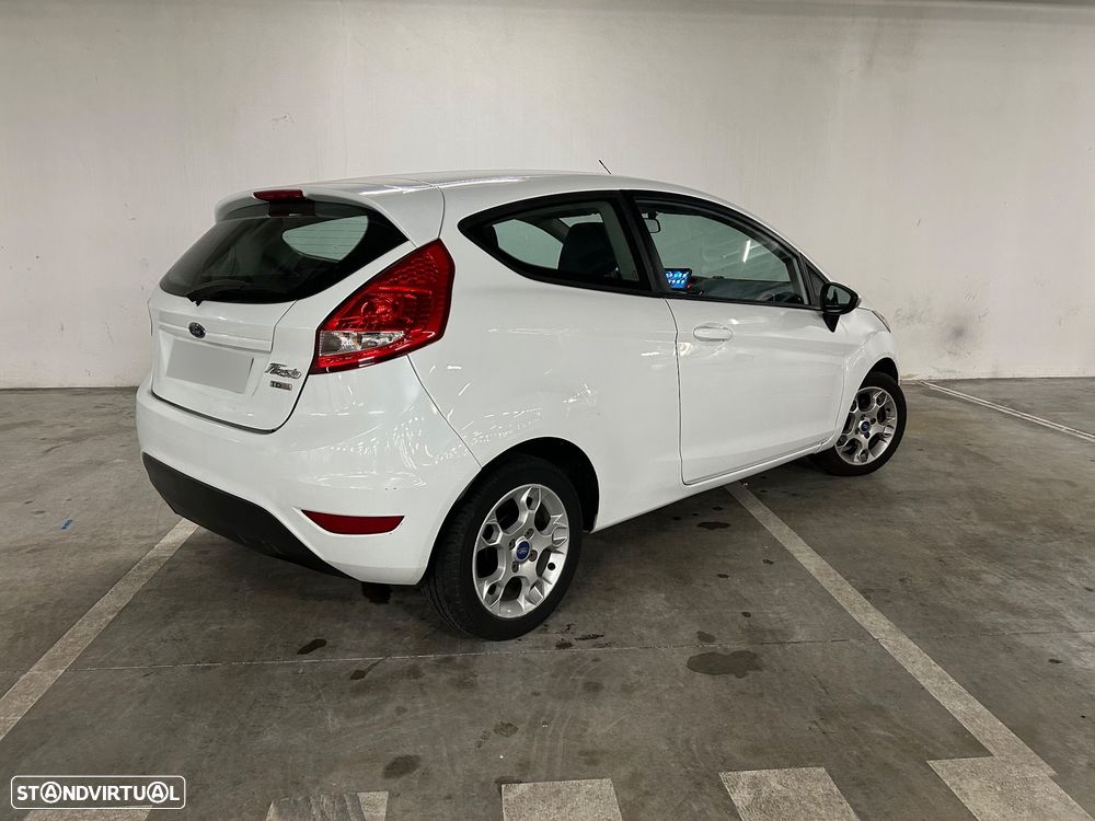 Ford Fiesta 1.4 TDCI - 2