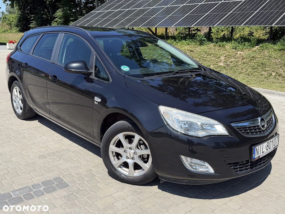 Opel Astra 1.4 Turbo 150 Jahre - 29