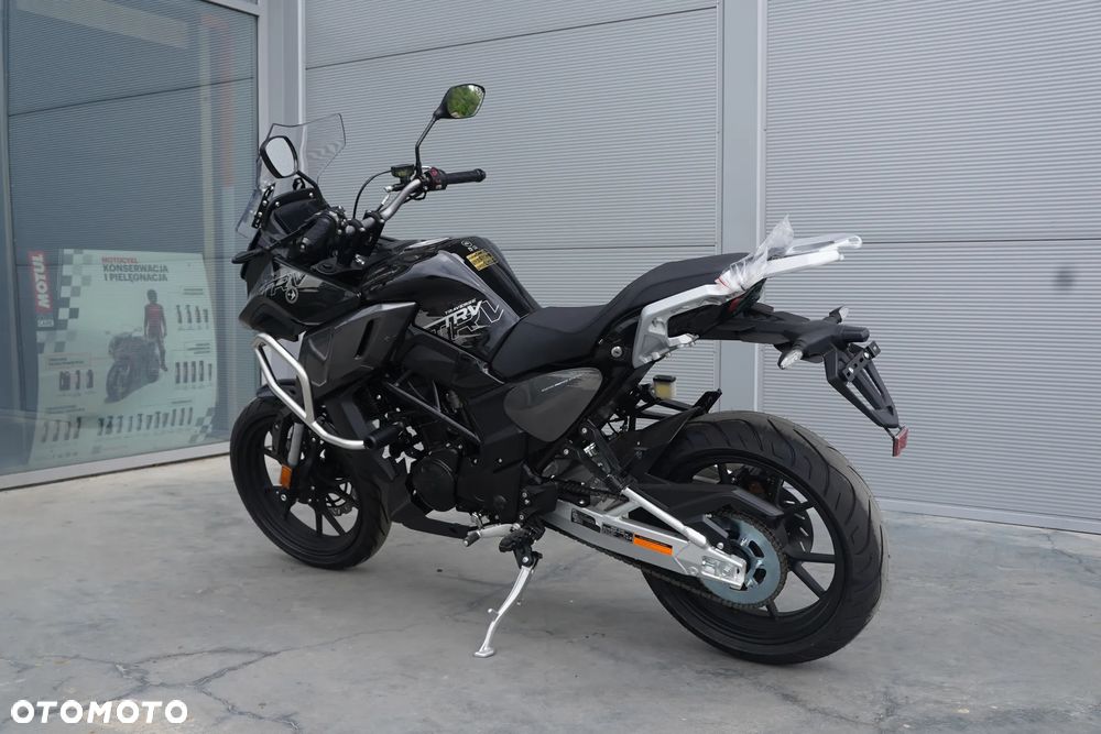 Barton Traverse 125 - 16