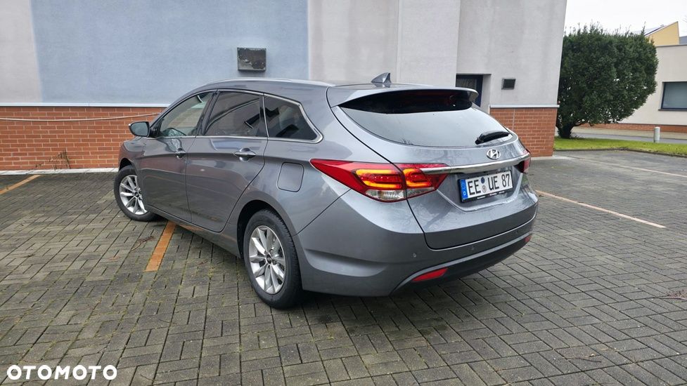 Hyundai i40 Kombi blue 1.7 CRDi Premium - 6