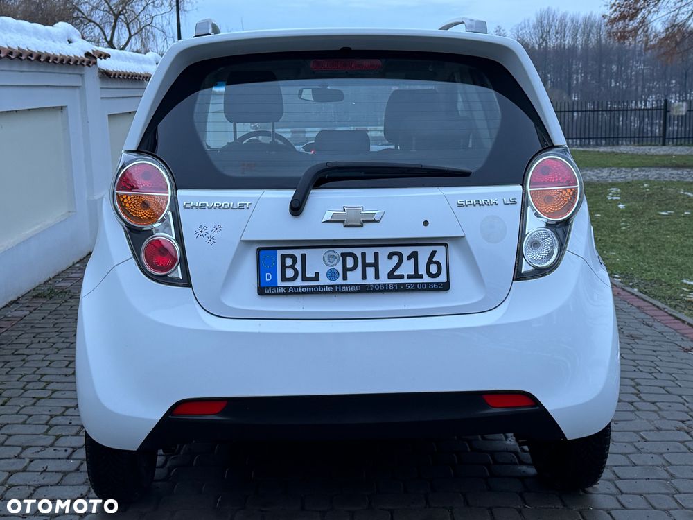 Chevrolet Spark - 10