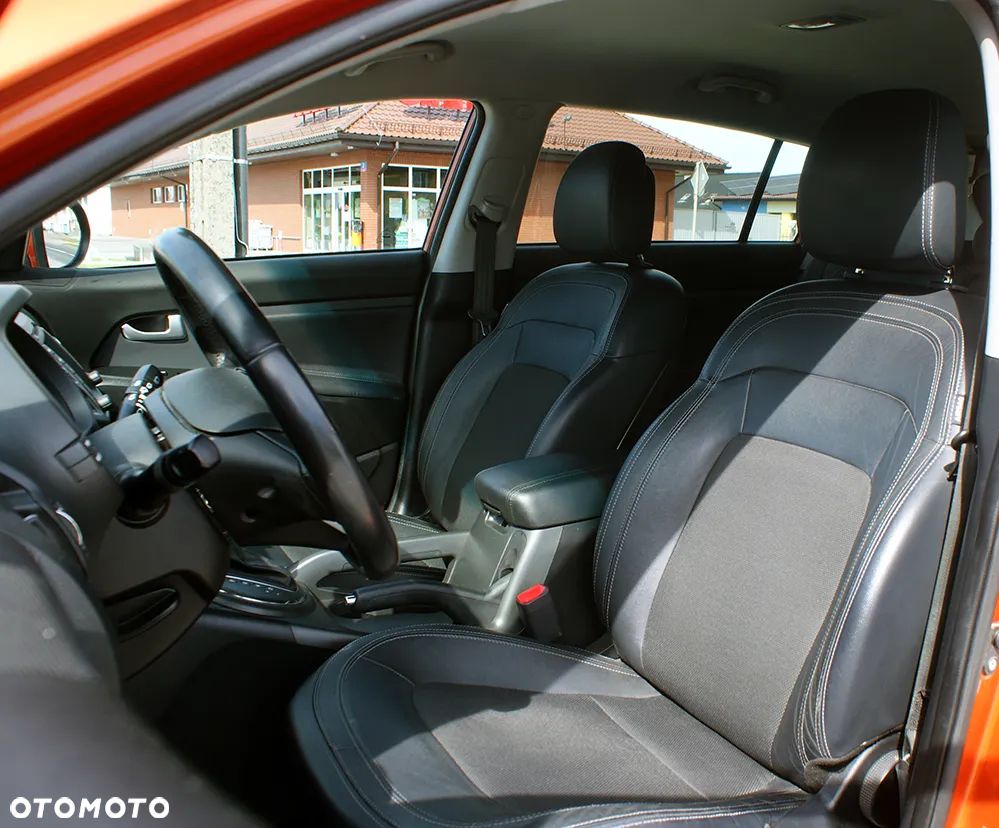 Kia Sportage 2.0 CRDI 4WD Automatik Fifa World Cup Edition - 16