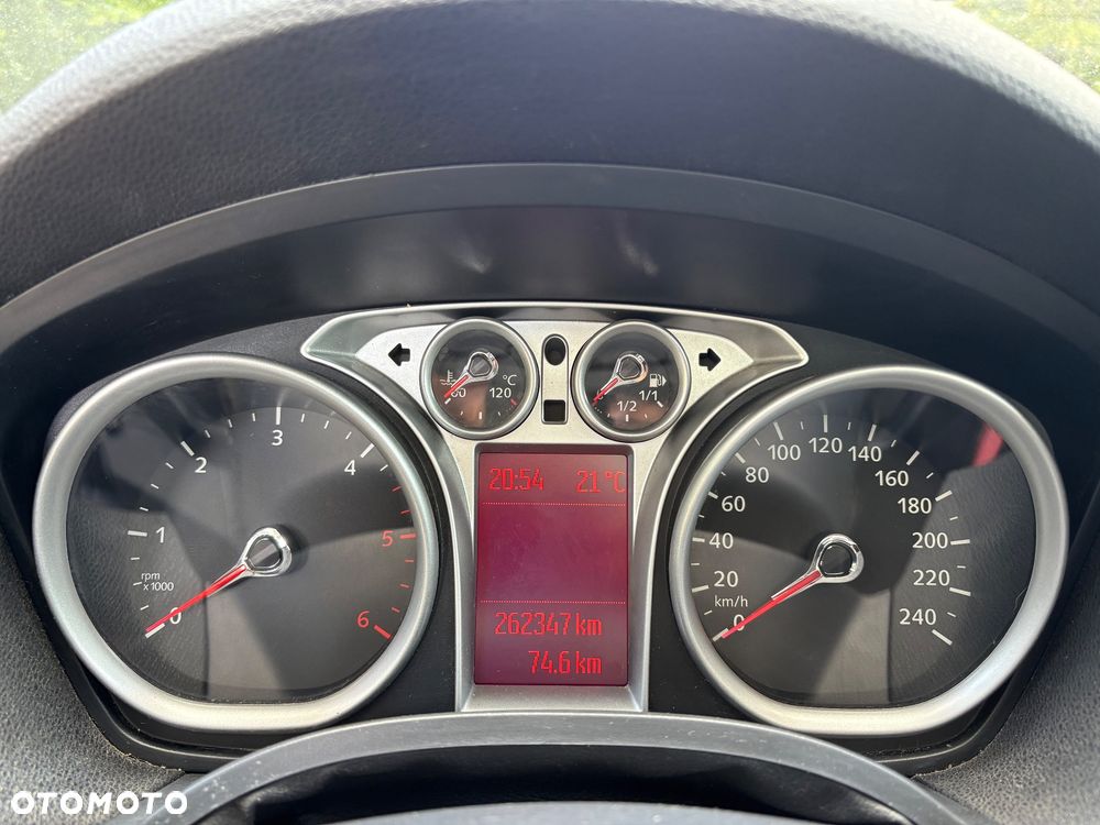 Ford Kuga 2.0 TDCi 4x4 Titanium - 8