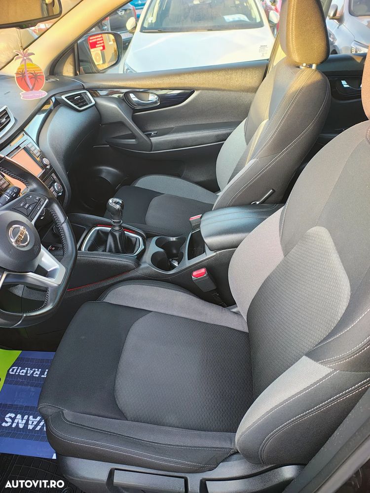 Nissan Qashqai 1.3 DIG-T N-CONNECTA - 19