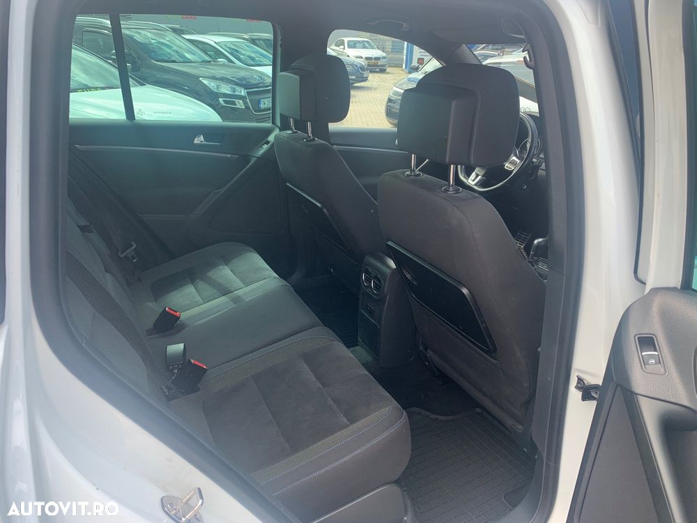 Volkswagen Tiguan - 17