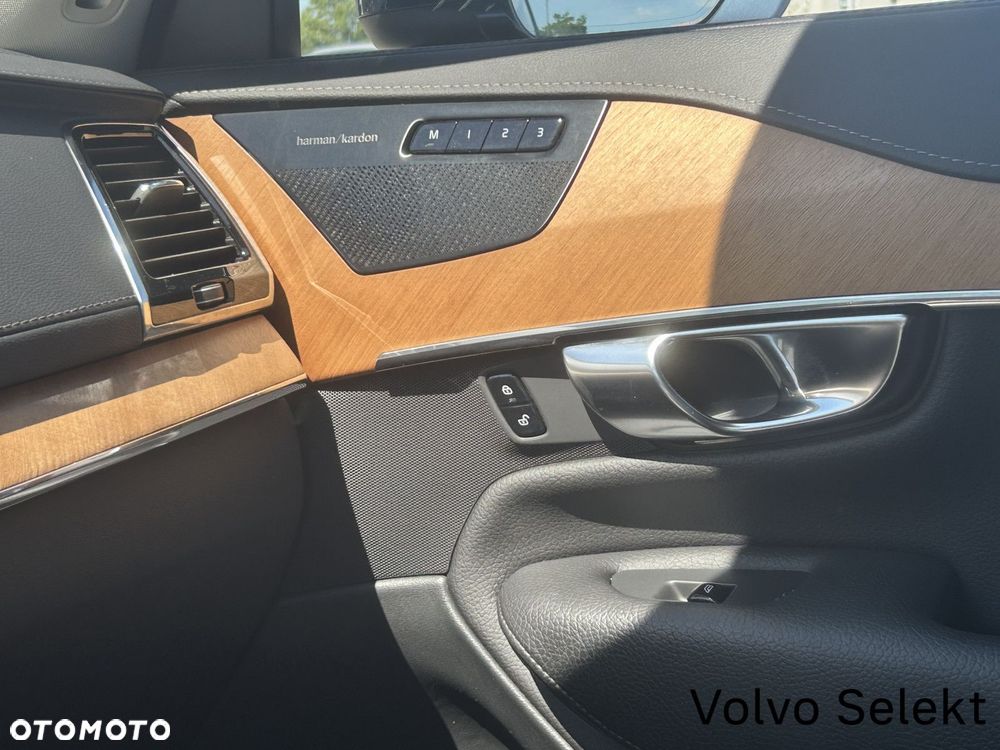 Volvo XC 90 - 26