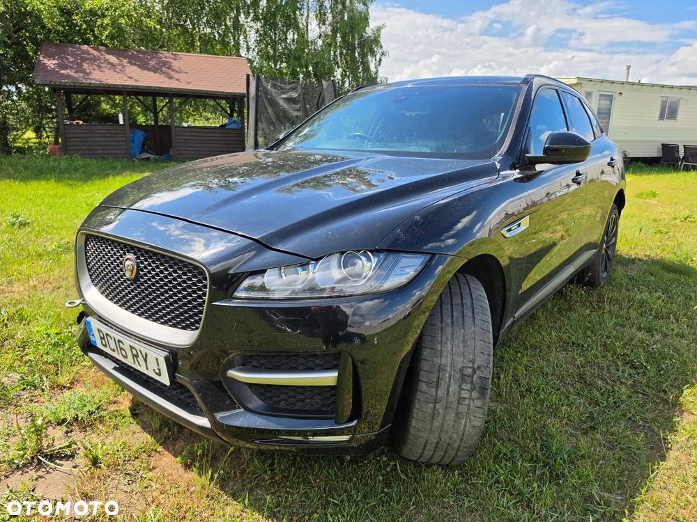 Jaguar F-Pace 20d R-Sport - 2