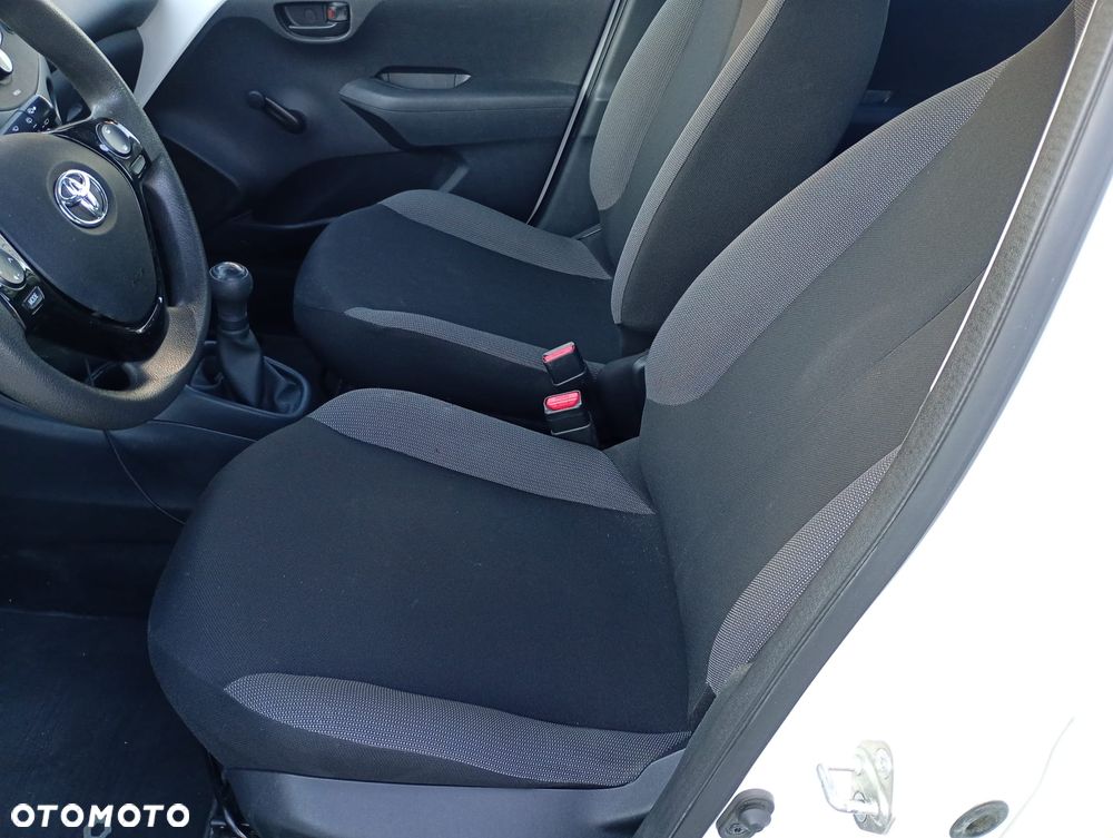 Toyota Aygo 1.0 VVT-i Black Edition - 9
