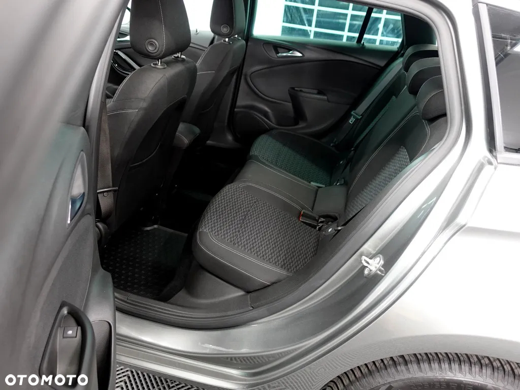 Opel Astra - 10