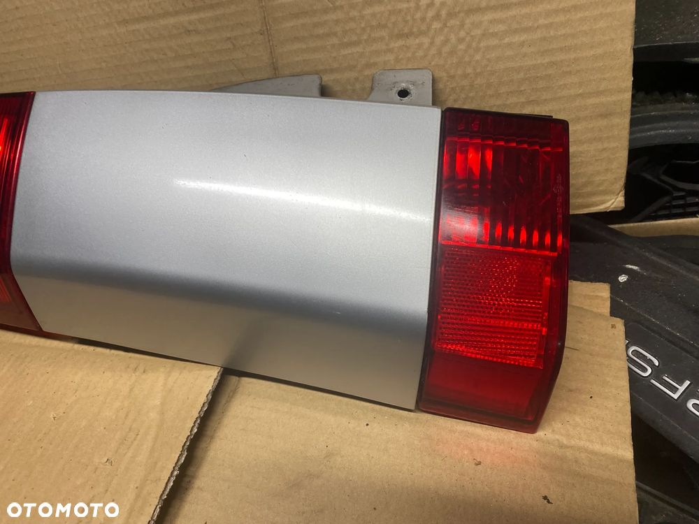 LAMPA TYLNA LEWA OPEL MERIVA A 93294345 - 5