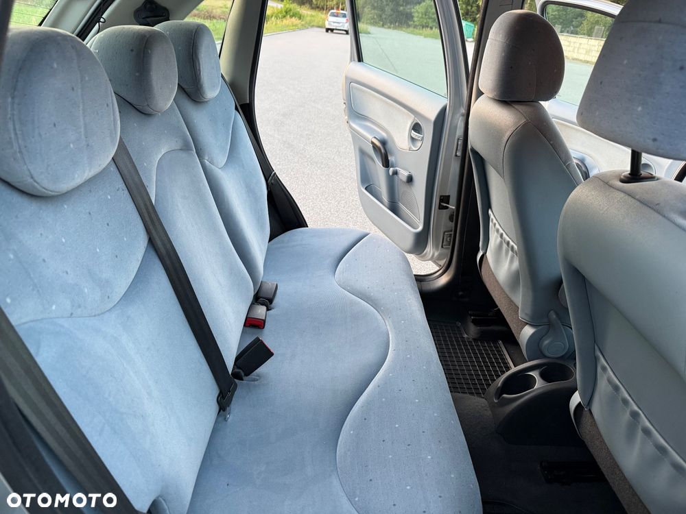 Citroën C3 1.4 HDi Confort - 21