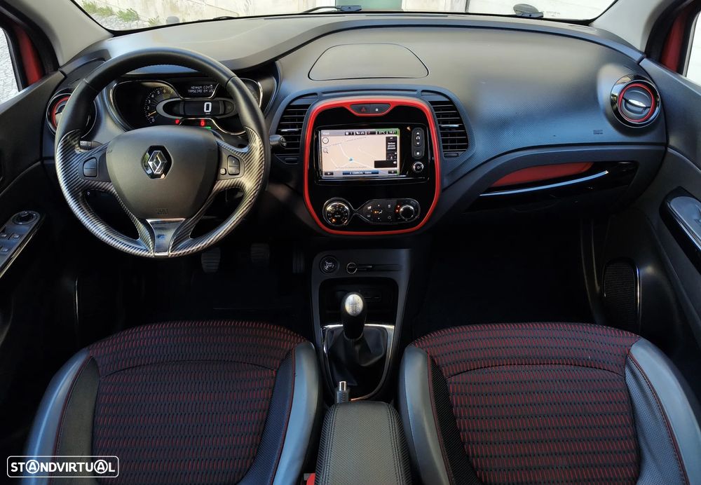 Renault Captur 0.9 TCE Helly Hansen - 21