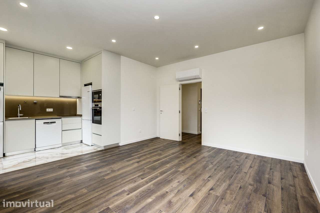 Apartamento T1, em Ouressa - Mem Martins - Grande imagem: 5/21
