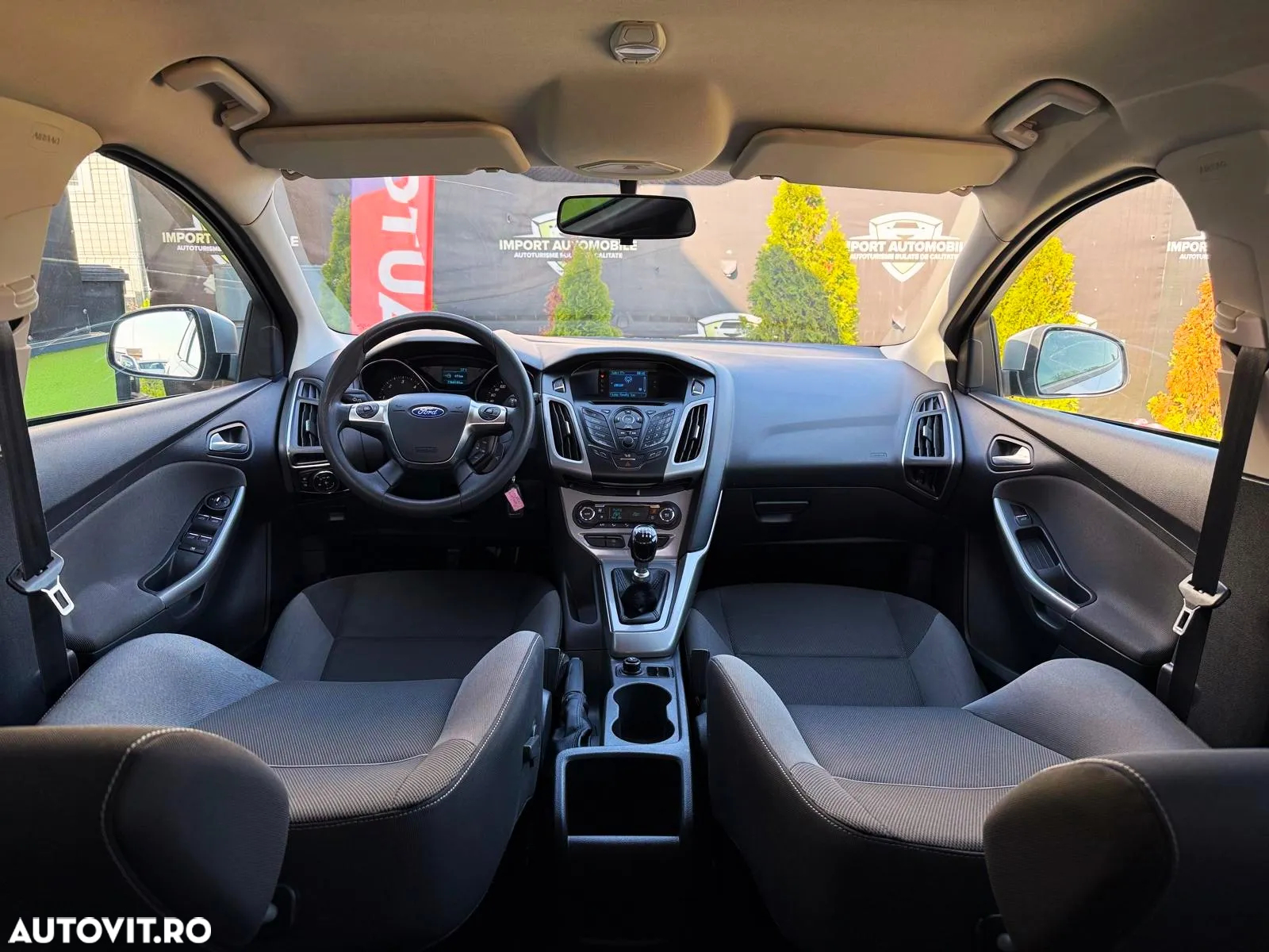 Ford Focus - 8