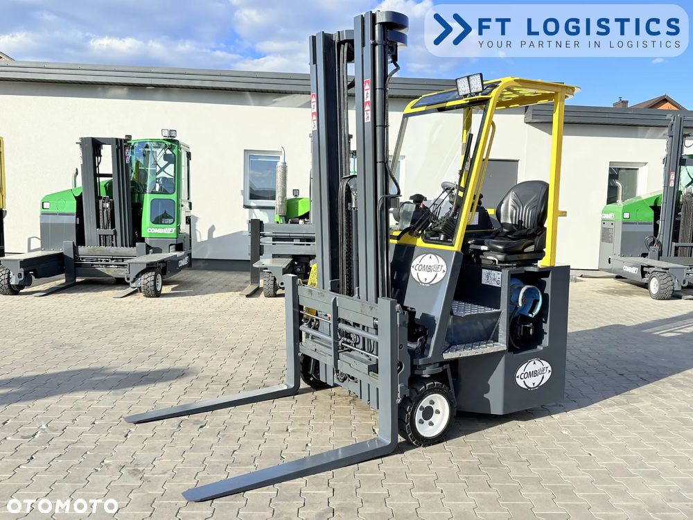 Combilift WÓZEK CZTEROKIERUNKOWY - WIELOKIERUNKOWY | COMBILIFT CB2500 | GAS | TRIPLEX 6000MM | POZYCJONER WIDEŁ | WOLNY SKOK | PRZESUW WIDEŁ | STAN IDEALNY | Szeroka oferta wózków czterokierunkowych i bocznych, dopasowanych do różnorodnych potrzeb i zastosowań - 3