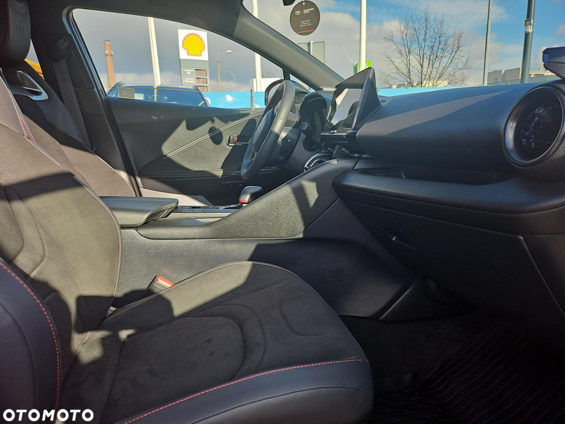 Toyota C-HR - 10