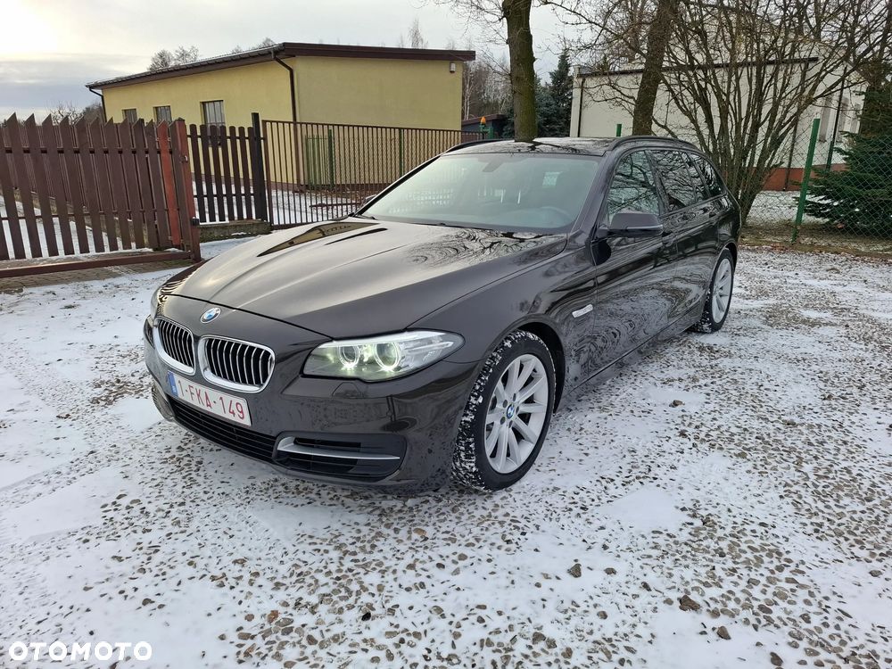 BMW Seria 5 520i - 2