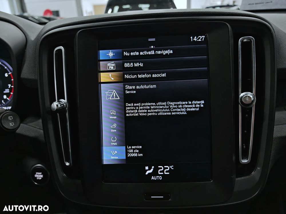 Volvo XC 40 T2 AT8 Momentum - 16