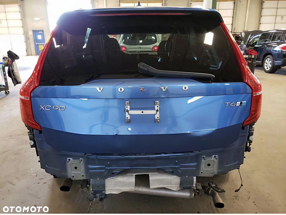 Volvo XC 90 - 6