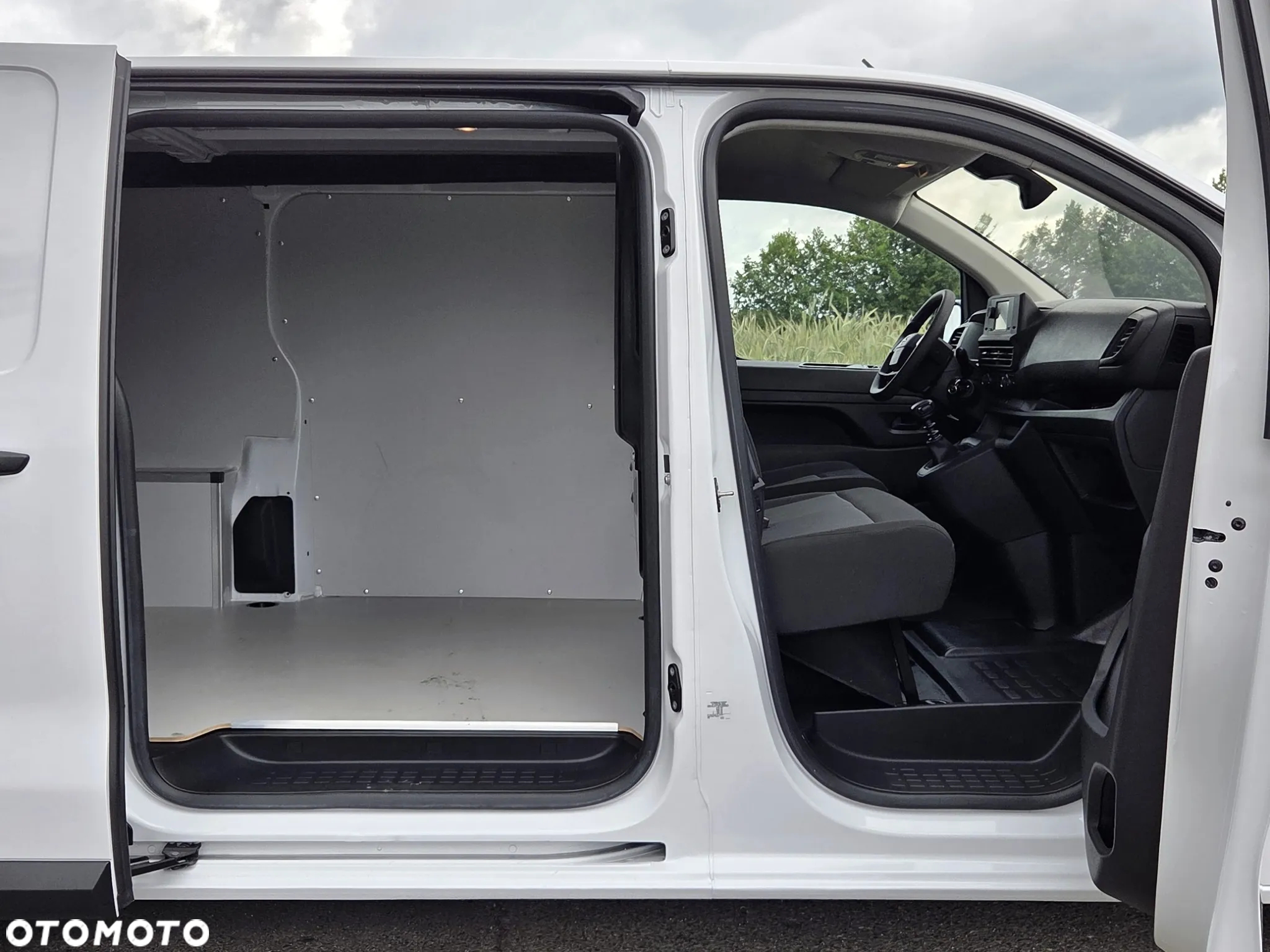 Opel VIVARO C LIFT, L3 (XL), KLIMA, 2.0 CDTI, 144 KM, - 11