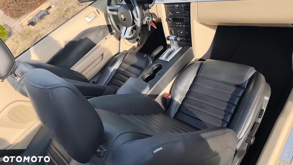 Ford Mustang 4.0 V6 - 8