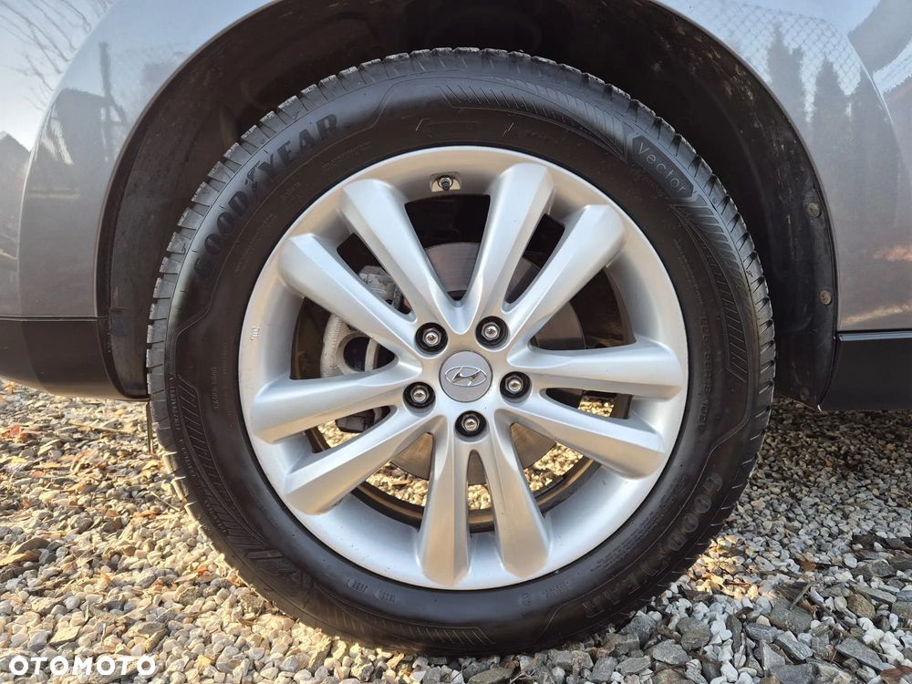 Hyundai ix35 2.0 CRDi Premium 4WD - 2