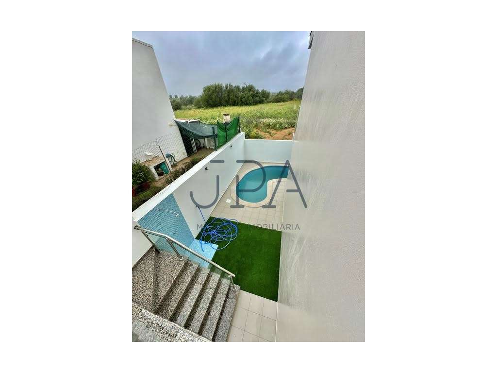 Moradia V3 em Altura com cave e piscina - Grande imagem: 5/49