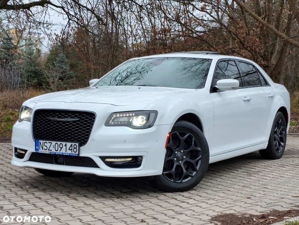 Chrysler 300s - 27
