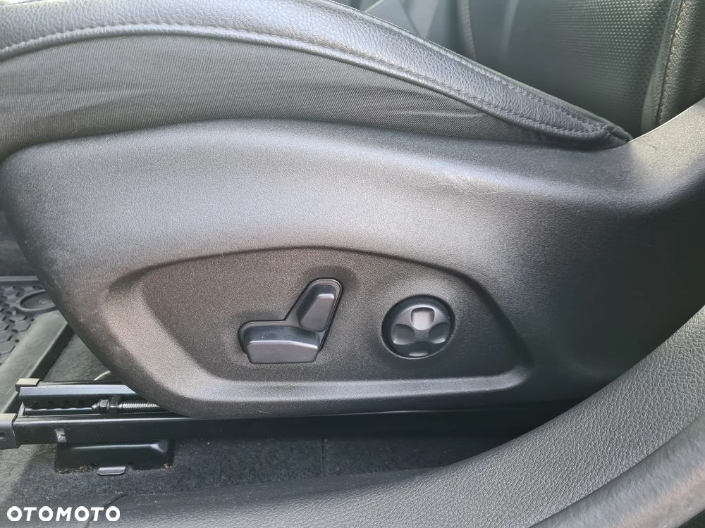 Jeep Compass 1.3 TMair Limited FWD S&S DDCT - 13