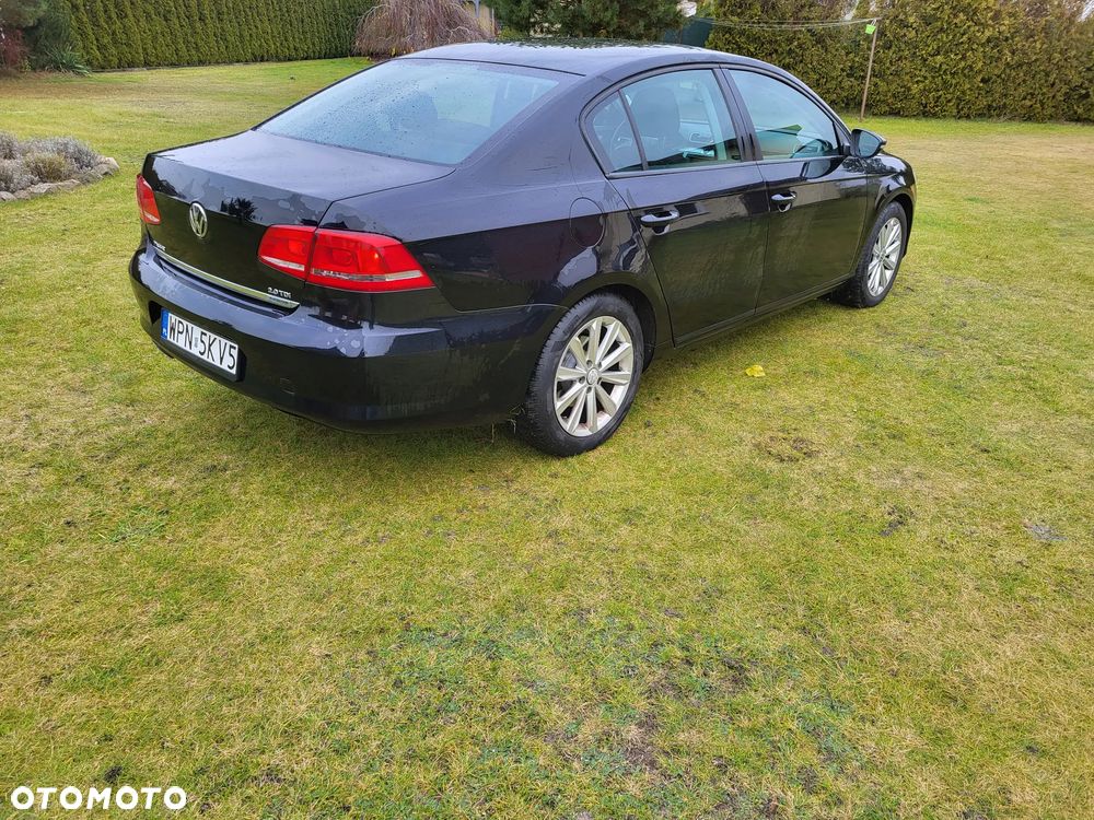 Volkswagen Passat 2.0 TDI BlueMotion Technology Comfortline - 3
