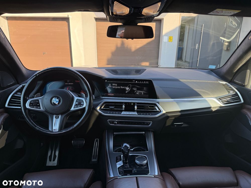BMW X5 M50i - 21