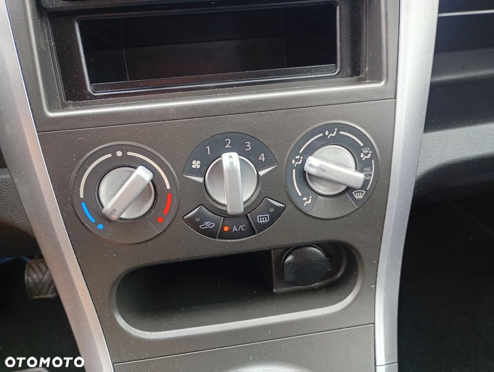 Suzuki Splash - 13